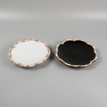 Flower Plates (Small/Large) | Asa Kiln