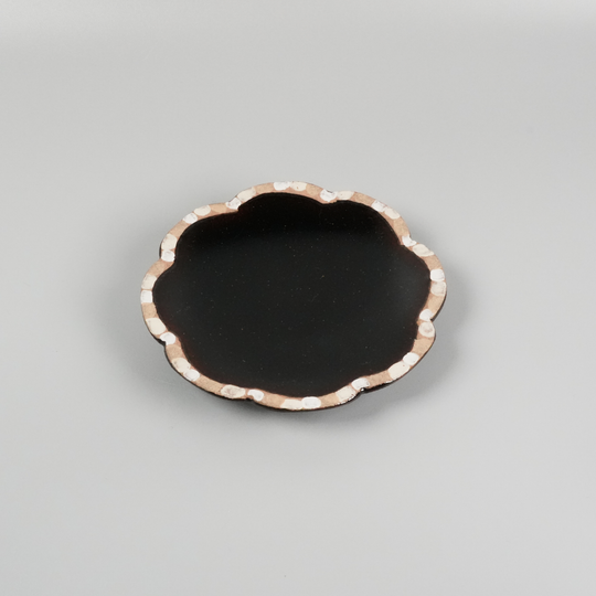 Flower-shaped mamezara | White | Asano Kiln
