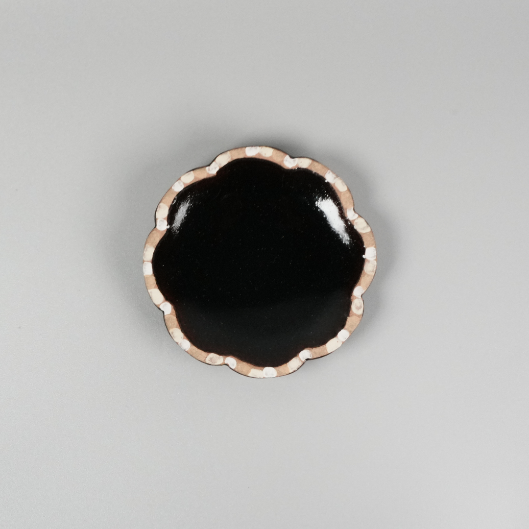 Flower-shaped mamezara | White | Asano Kiln