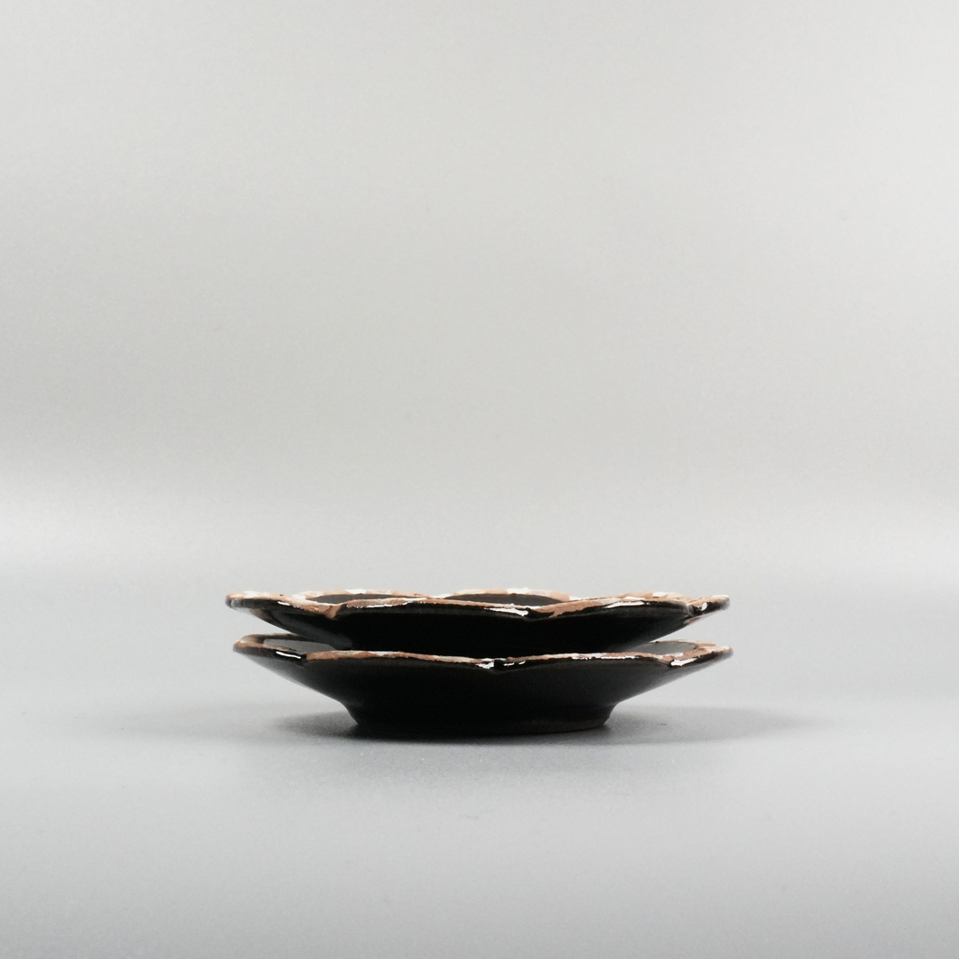 Flower-shaped mamezara | White | Asano Kiln
