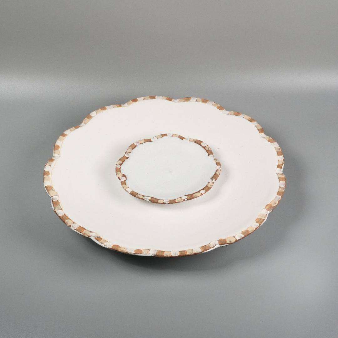 Flower-shaped mamezara | White | Asano Kiln