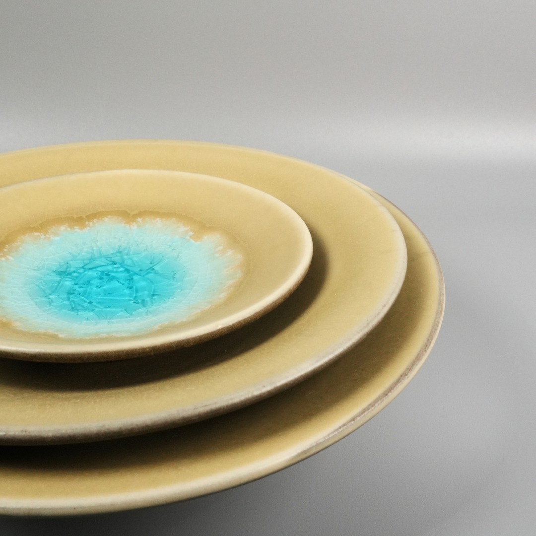 Crackle glaze small plate | Shoyo Kiln