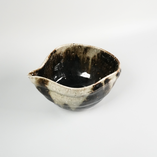 灰釉の片口 | 省三窯