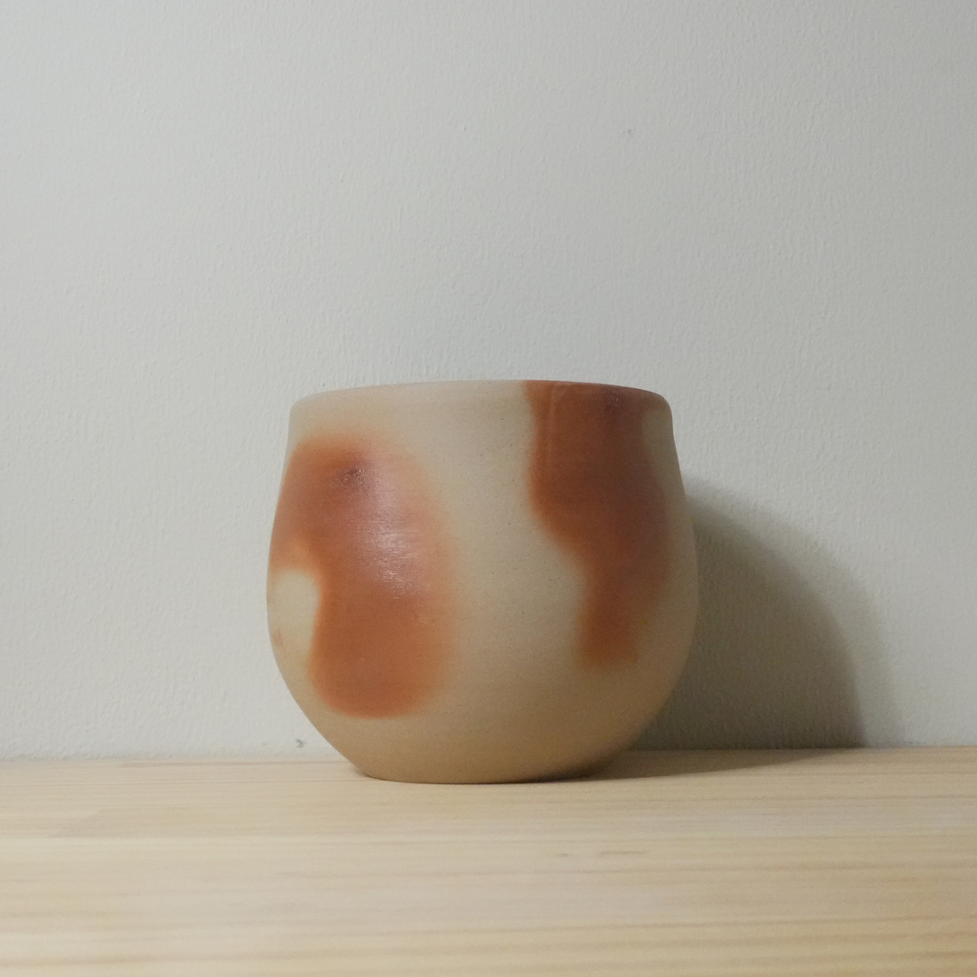 Rounded cup (light-colored) | Jun Takagi | Bizen Ware